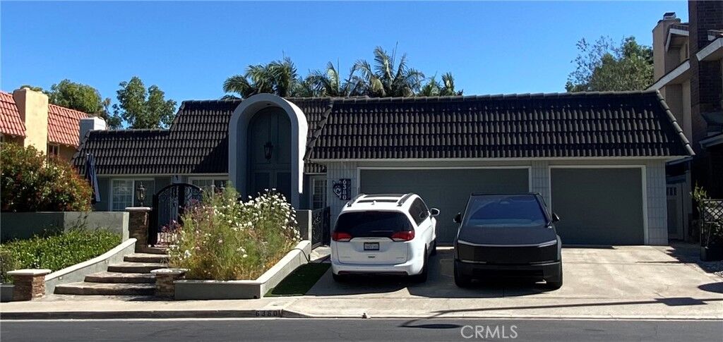 Property Photo:  6380 E Bixby Hill  CA 90815 