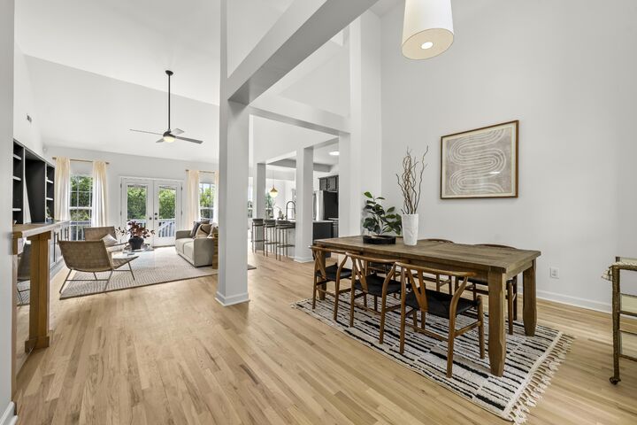 Property Photo: 2712 Eastland Ave TN 37206