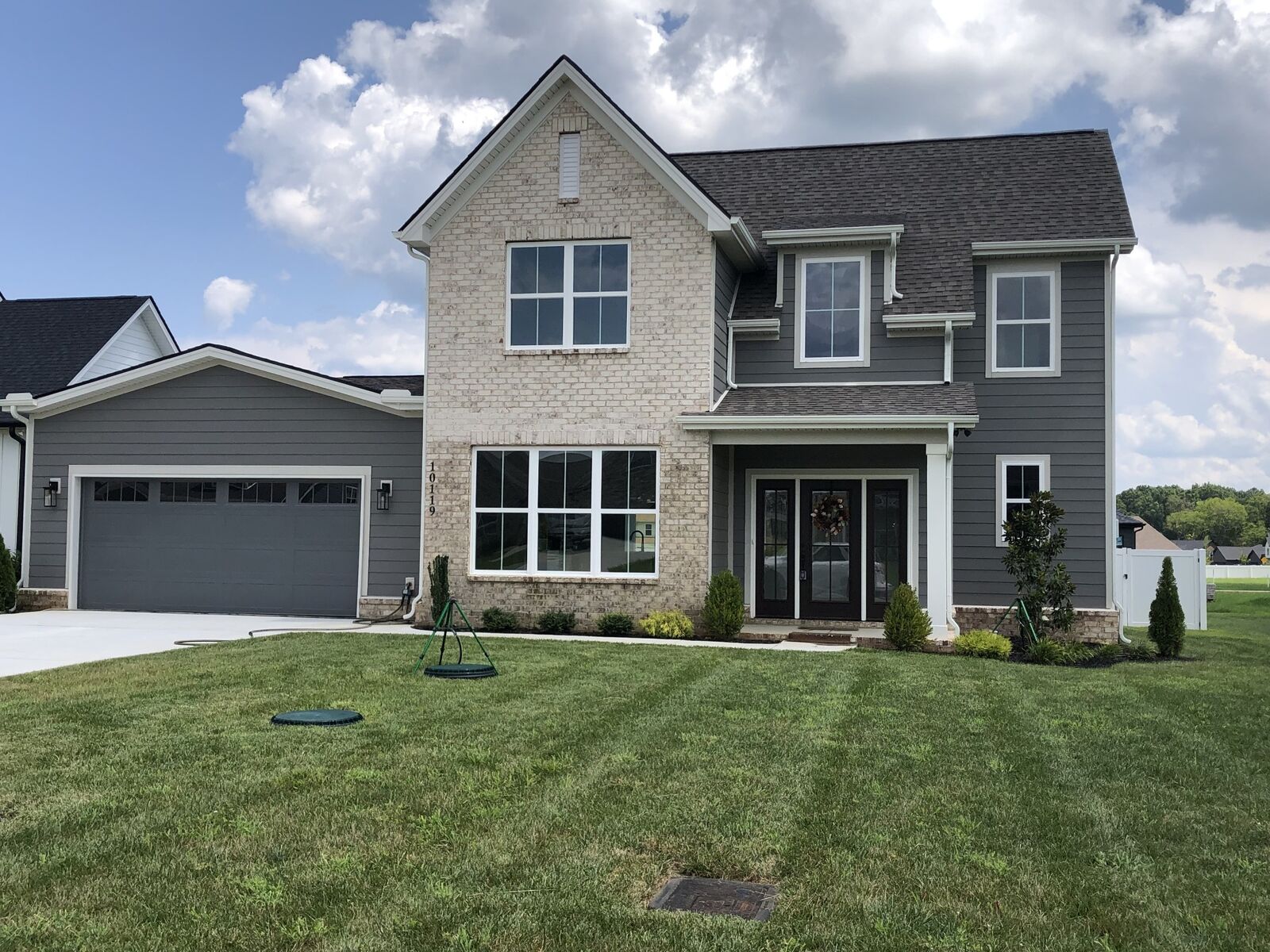 Property Photo: 10119 Bighorn Ln TN 37020