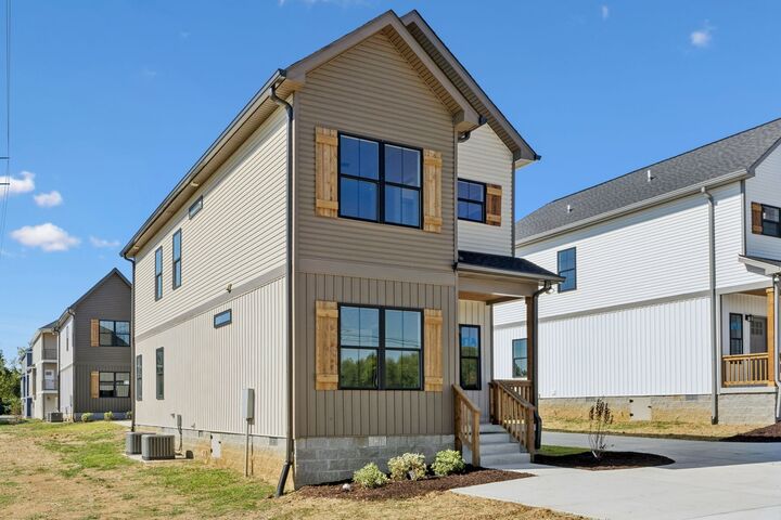 Property Photo:  117 E Campbell Rd A  TN 37115 