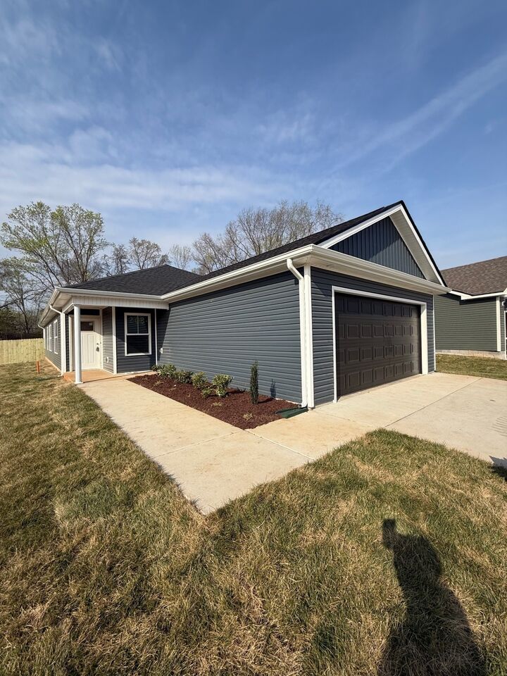 Property Photo: 2663 Scott Dr TN 37042