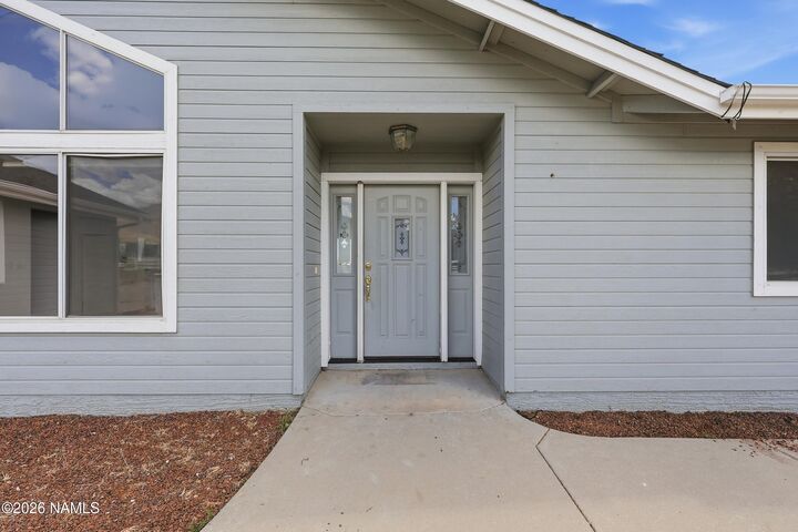 Property Photo: 10975 Margaret Way AZ 86004