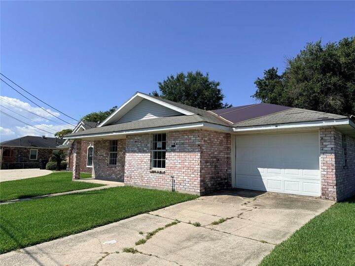 Property Photo: 7930 Trout Road LA 70126