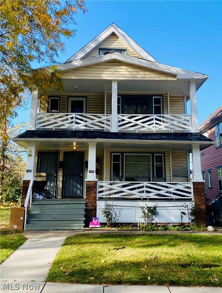 Property Photo: 1088 E 141st Street OH 44110