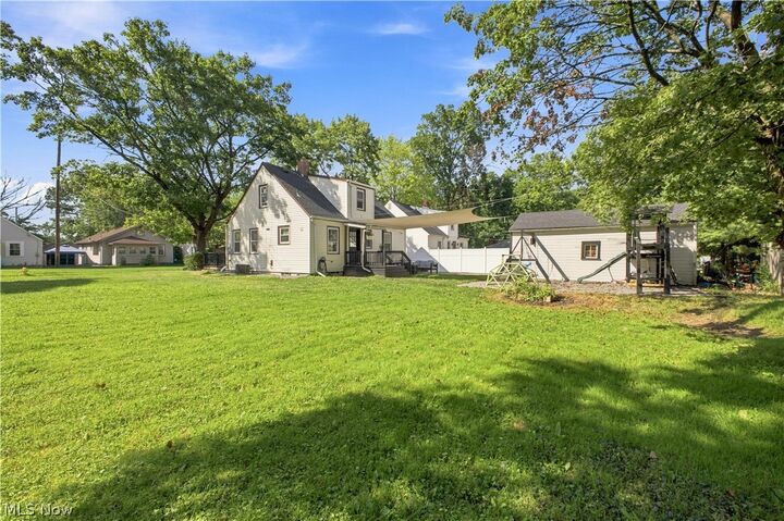 Property Photo:  1315 Edgehill Avenue SE  OH 44484 
