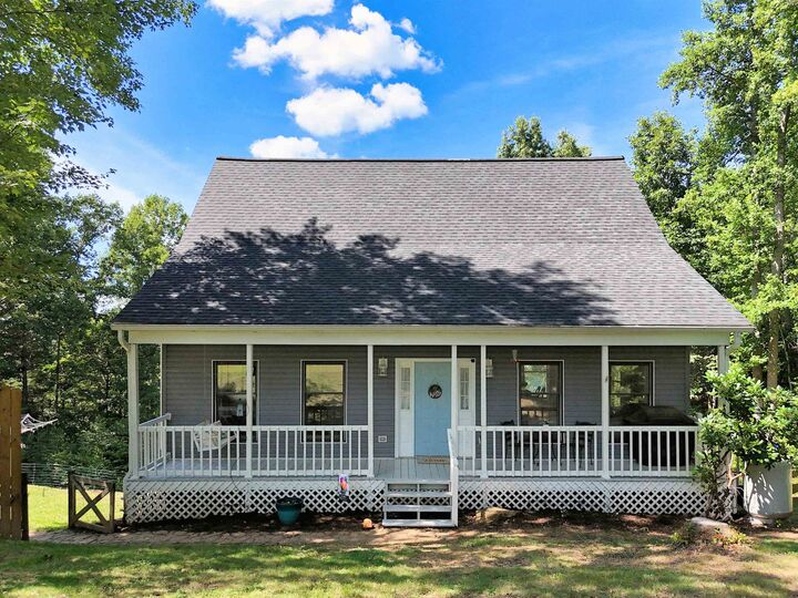Property Photo:  5885 Chestnut Ridge Road  VA 24149 