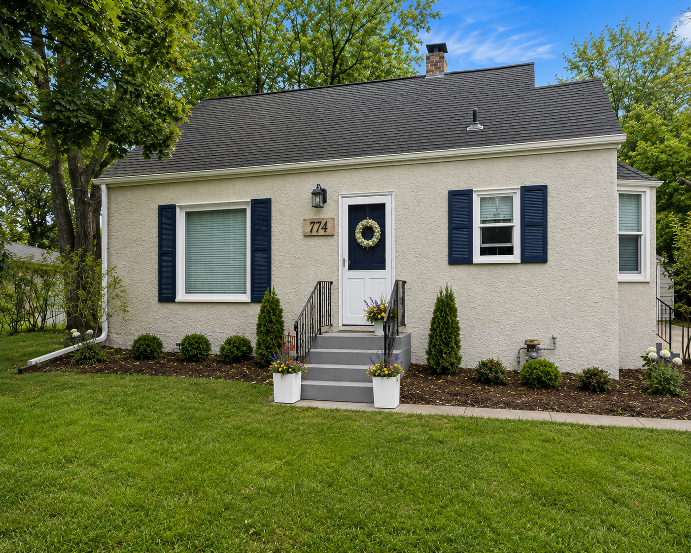 Property Photo:  774 County Road B W  MN 55113 