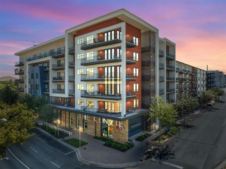 Property Photo: 3201 Esperanza Crossing 116 TX 78758