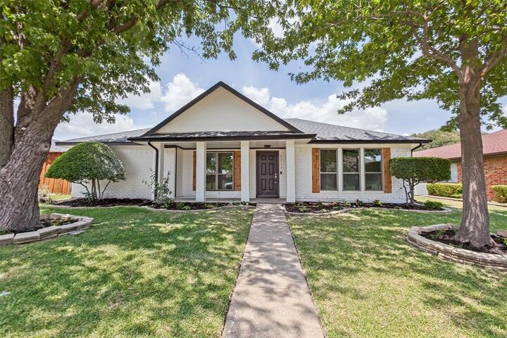 Property Photo: 2217 Crystal Creek Lane TX 75040