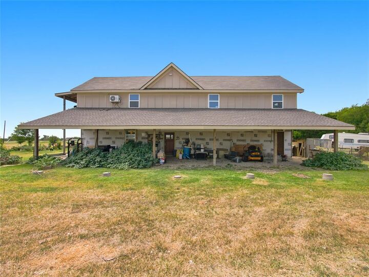 Property Photo:  402 County Road 3422  TX 75169 