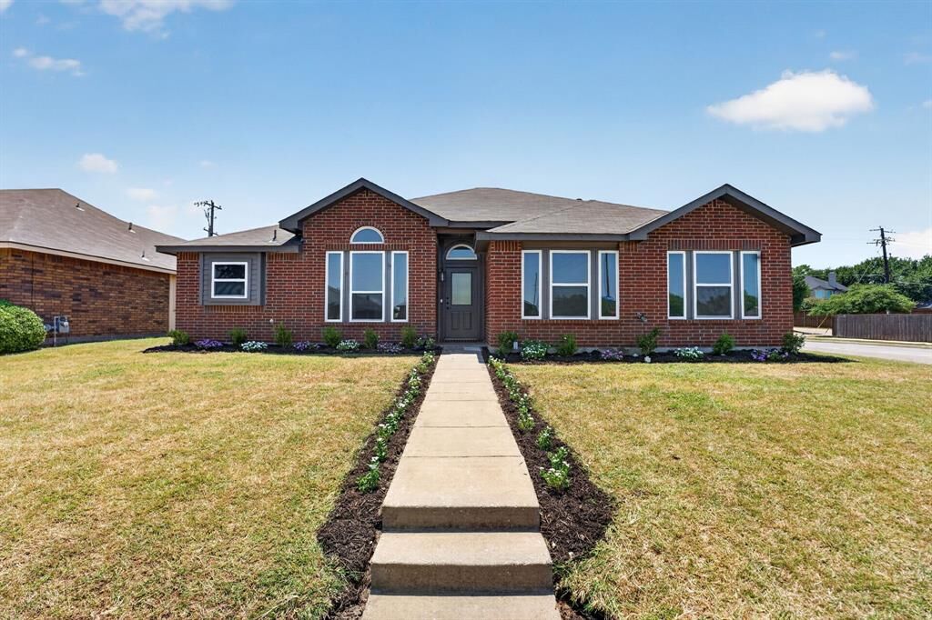 Property Photo: 5800 Baker Drive TX 75056
