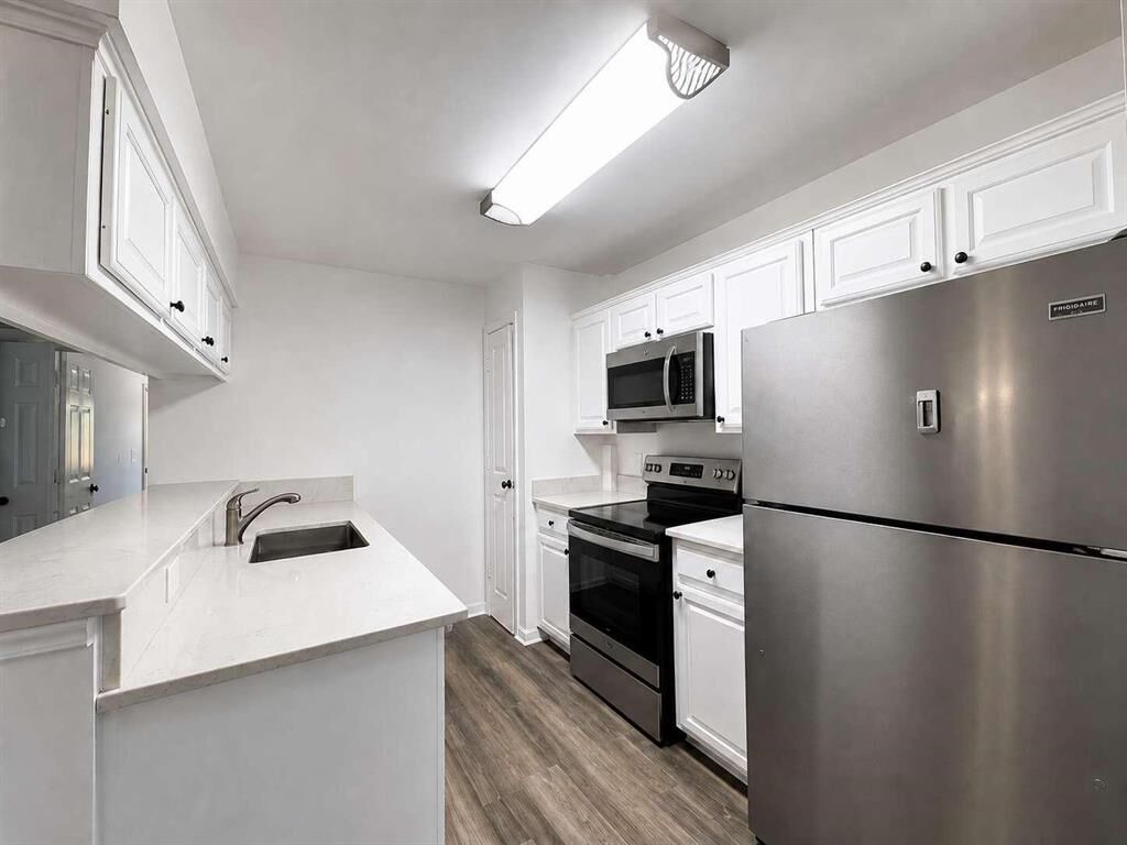 Property Photo:  305 N Arizona Drive 307  TX 75009 