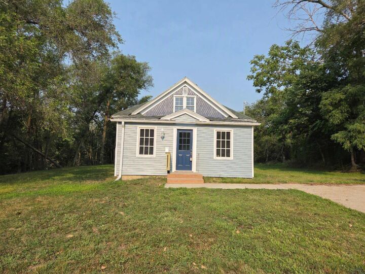 Property Photo:  301 Logan St.  IA 51105 