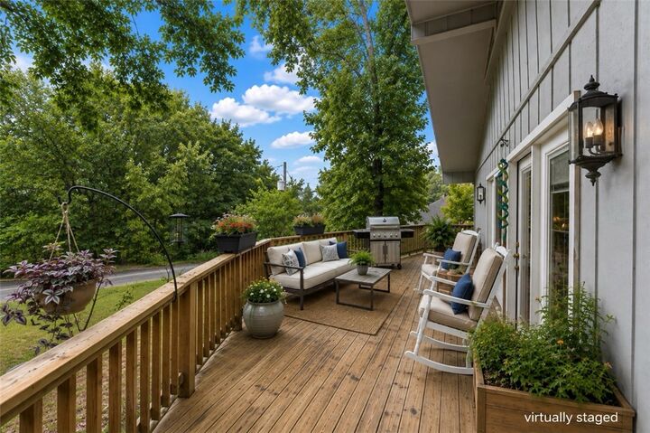 Property Photo:  2 Blenheim Lane  AR 72715 