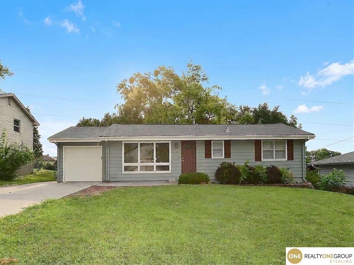 Property Photo: 2109 S 123 Avenue NE 68144