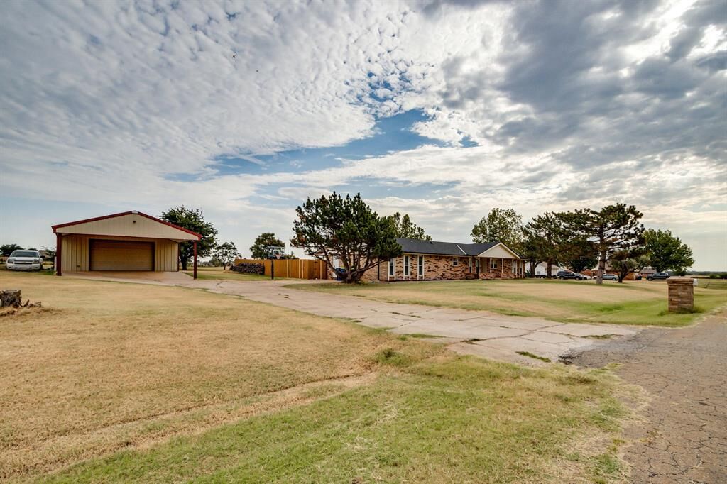 Property Photo:  4521 Zella Way NE  OK 73078 
