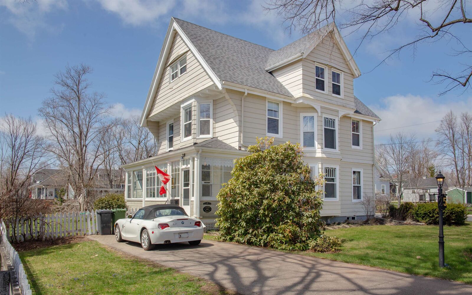 Property Photo:  25 Greenfield Avenue  PE C1A 3N9 