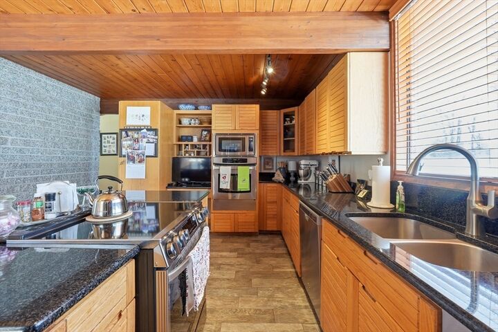 Property Photo: 1023 North Woodstock Rd MA 01550