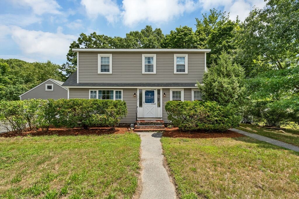 Property Photo:  121 Elm St  MA 01844 