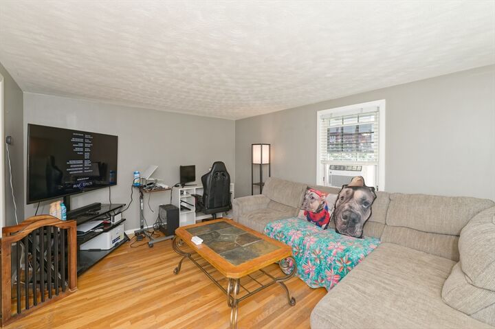 Property Photo:  799 Franklin St  MA 01604 