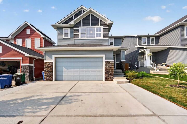 Property Photo: 2177 Ravensdun Crescent SE AB T4A 3K3