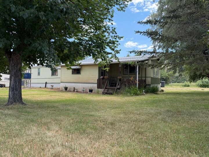 171 2 Avenue — photo 1