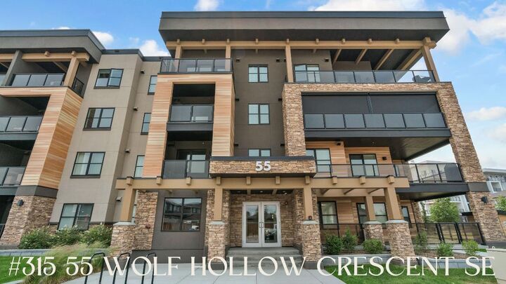 55 Wolf Hollow Crescent SE 315 — photo 1