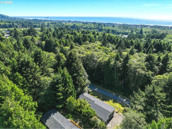 Property Photo: 9525 NE 17th Ave OR 97136