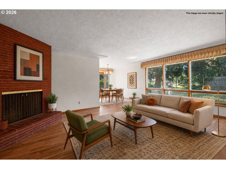 Property Photo: 14220 NE San Rafael St OR 97230