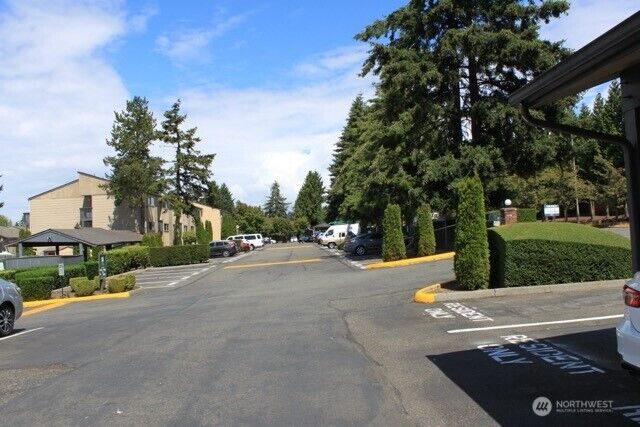 Property Photo: 31003 14th Way S H-13 WA 98003
