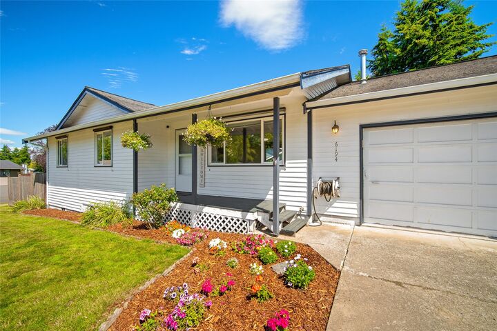 Property Photo:  6194  Apollo Place  WA 98248 