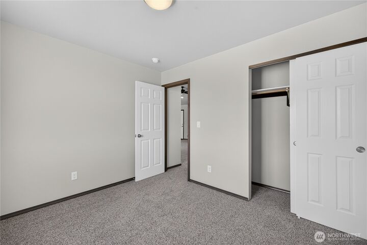 Property Photo:  619  Kimberly Avenue  WA 99357 