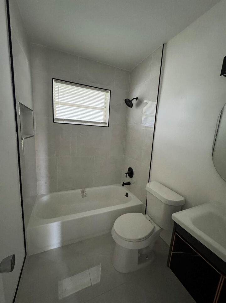 Property Photo: 6201 SW 19th Street FL 33023