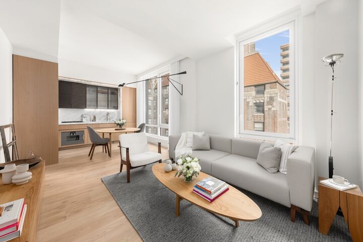 Property Photo:  135 E 47th Street 26E  NY 10017 