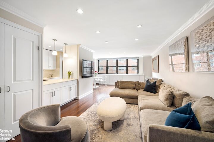 Property Photo:  239 E 79th Street 10P  NY 10075 