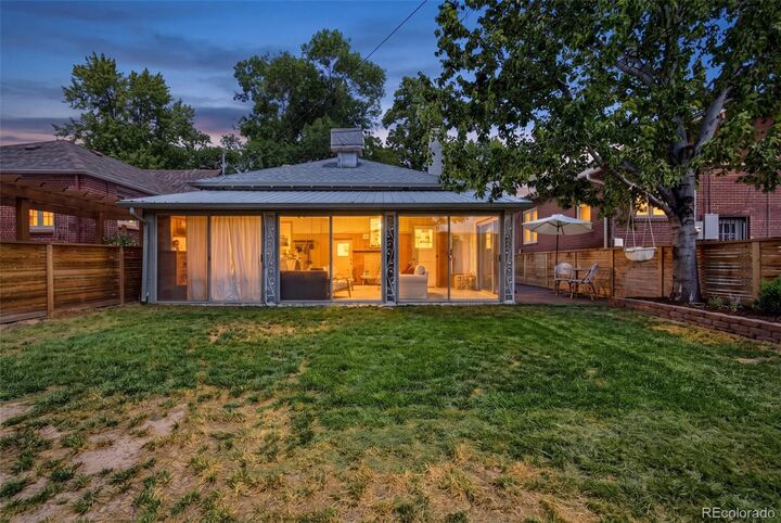 Property Photo:  1987 S Sherman Street  CO 80210 