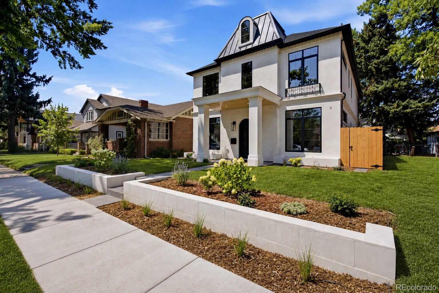 Property Photo:  829 S Race Street  CO 80209 