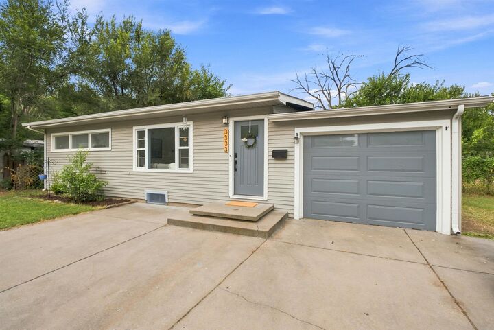 Property Photo: 3333 S Waco Avenue KS 67217