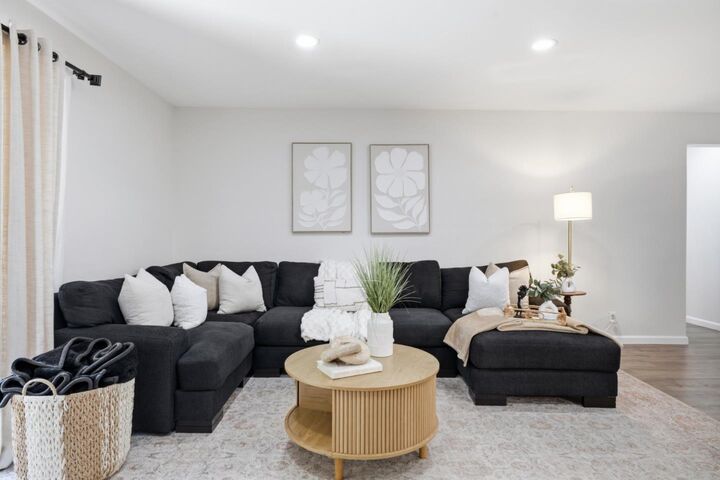 Property Photo: 2785 South Bascom Avenue 19 CA 95008