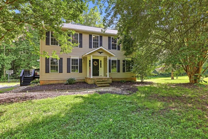 Property Photo: 76 Old Curdsville Road VA 23901
