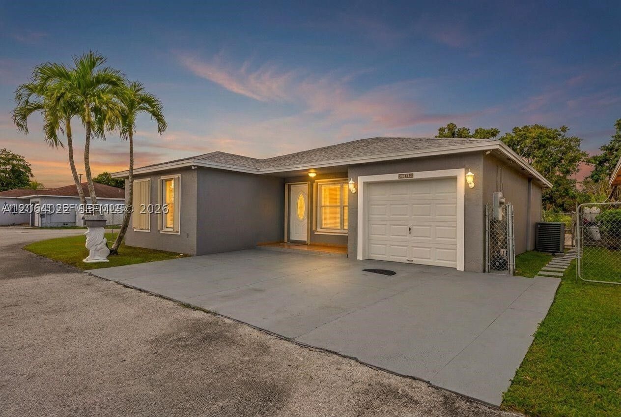 Property Photo: 29964 SW 158th Pl FL 33033