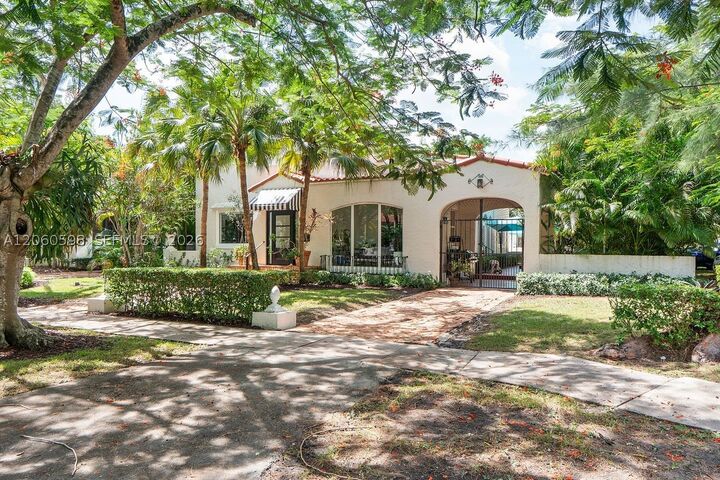 Property Photo:  1042 Sorolla Ave  FL 33134 