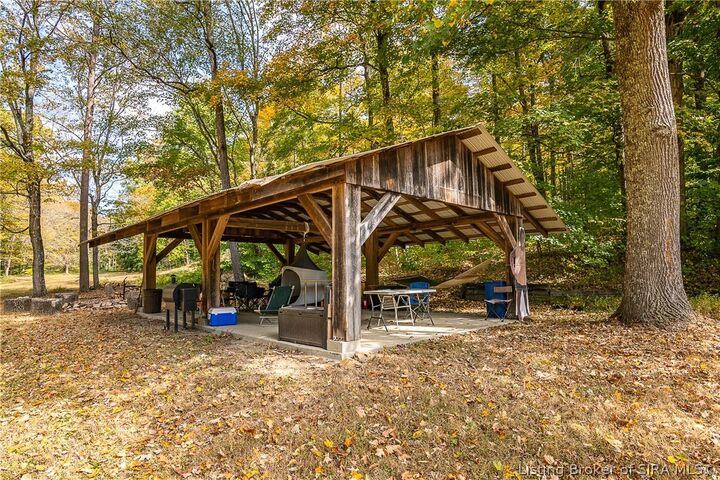 Property Photo: 3152 Corydon Pike IN 47150