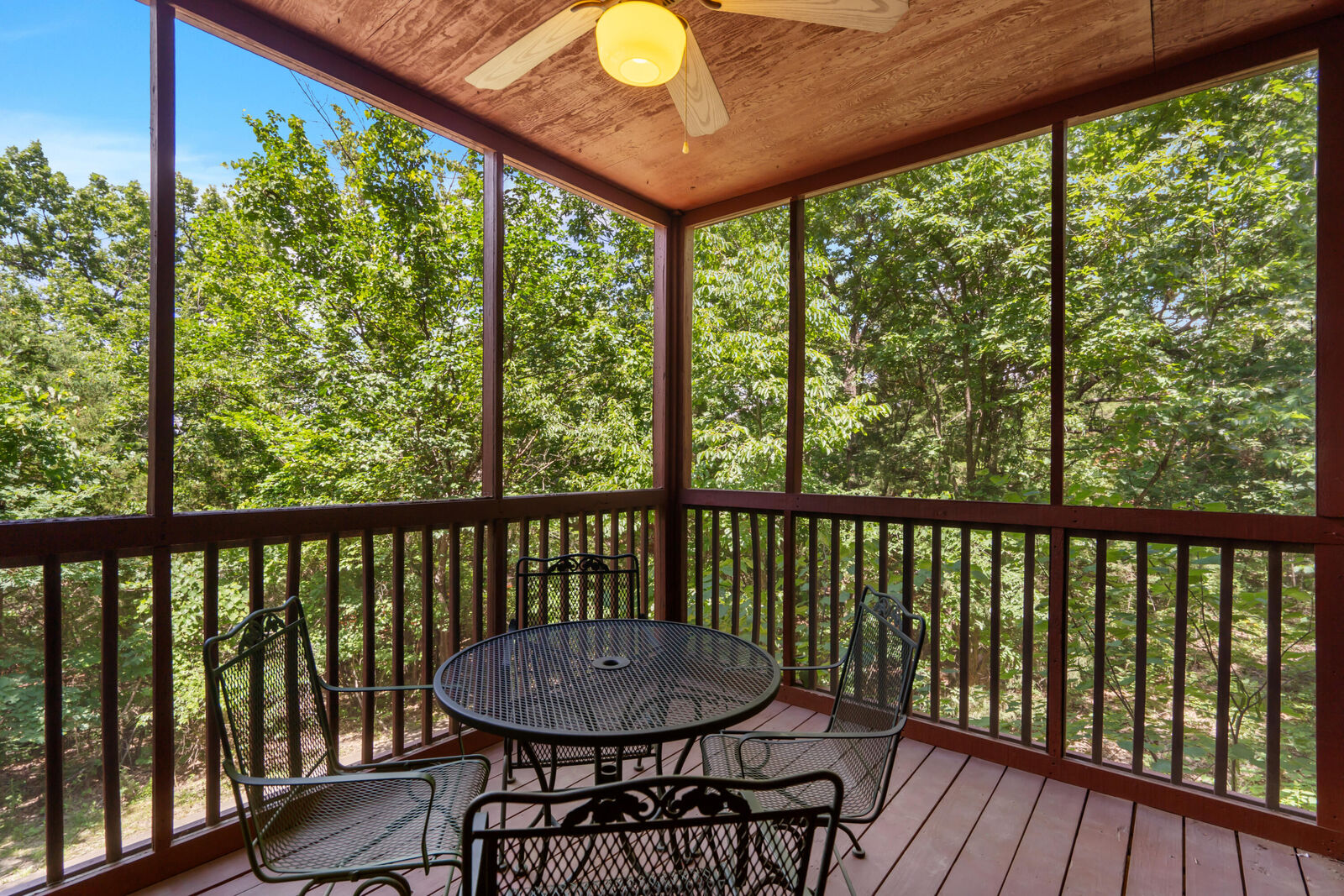 Property Photo: 238 Oakridge Road Road MO 65616