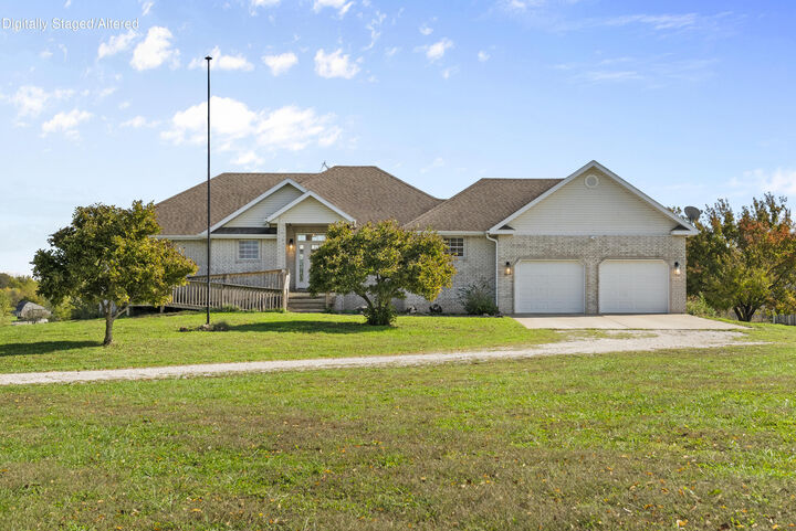 Property Photo: 6419 Wexford Lane MO 65803