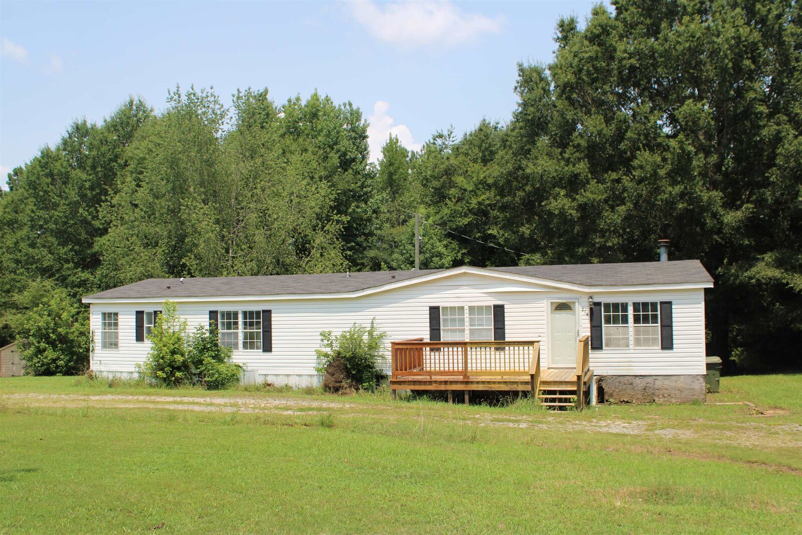 Property Photo: 214 Hill Top View SC 29379