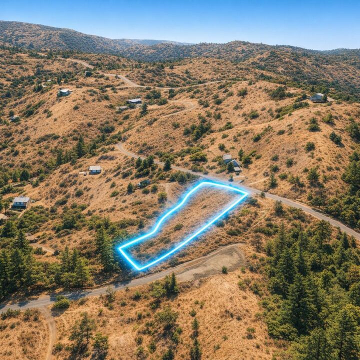 Property Photo:  34447-3449 Cougar Lane  CA 93675 