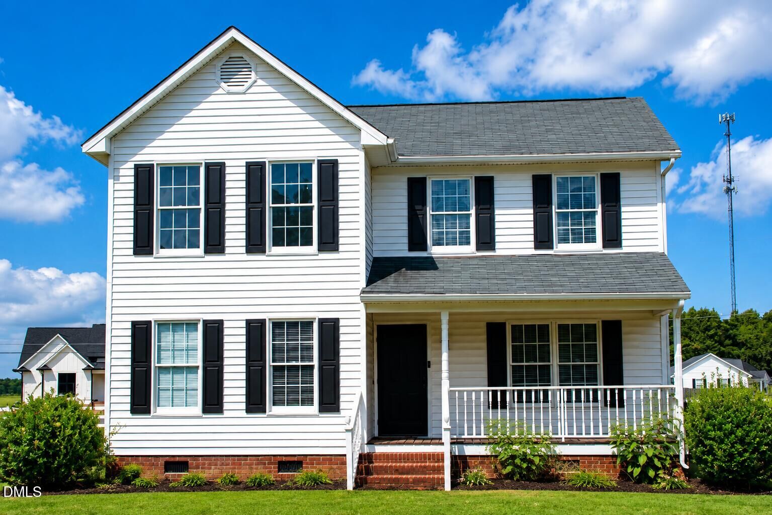 Property Photo: 105 Carriage Court NC 28334