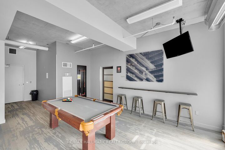 Property Photo:  180 York Street 210  ON K1N 1J6 