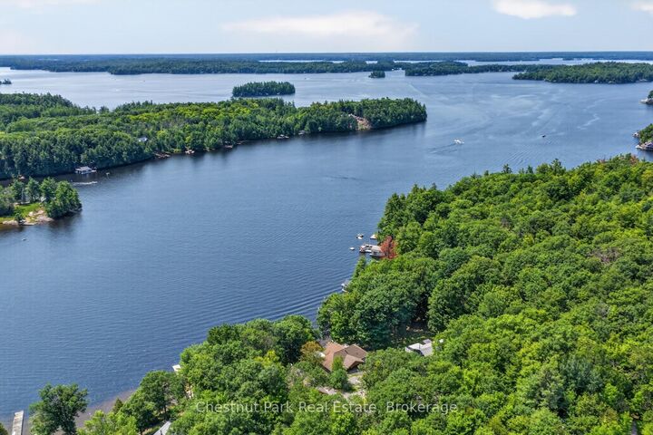 Property Photo: 1519 Muskoka 118 Road W 3 ON P1L 1W8